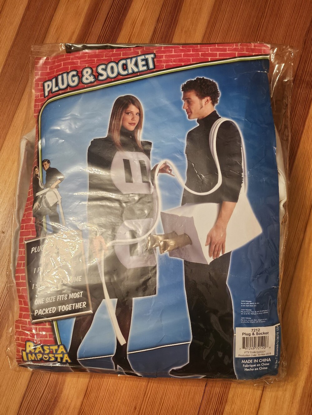 Plug & Socket Couples Costume - Black